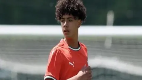 西甲连续两场胜利 专家分析状态提升数据不足